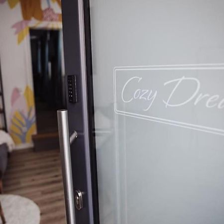 Cozy Dreams: Deluxe 2-Zimmer-Apartment -Kueche Nürnberg Eksteriør bilde