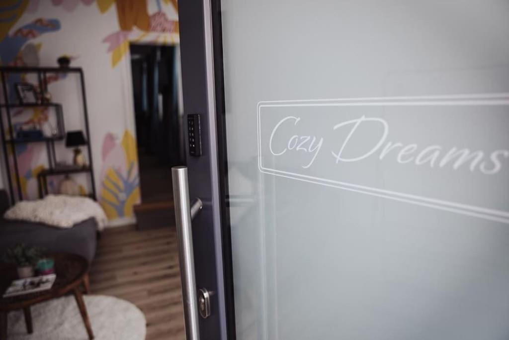 Cozy Dreams: Deluxe 2-Zimmer-Apartment -Kueche Nürnberg Eksteriør bilde